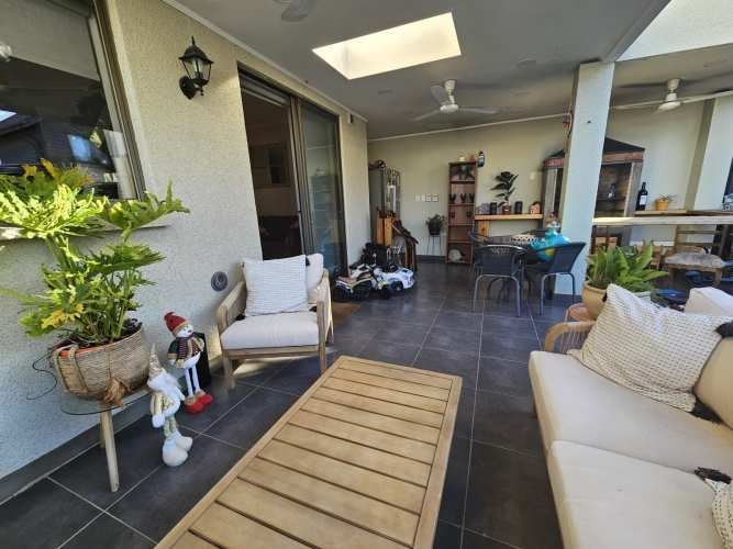 CASA EN PARQUE SAN VALENTÍN