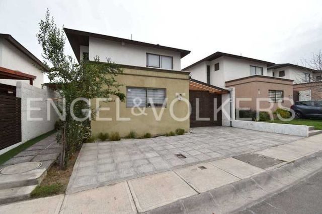 Se vende casa en Condominio Brisas del Elqui