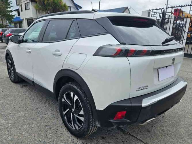 Peugeot 2008 2022 2008 Allure 1.2