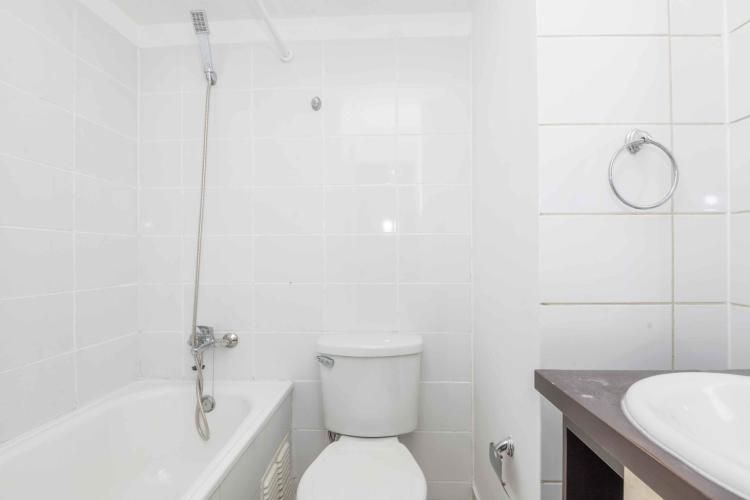 Avenida Vicuña Macke [88-1]