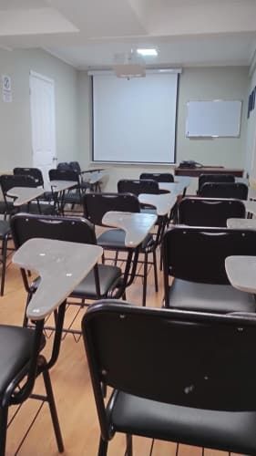 Arriendo amplia Oficina en pleno Centro de Concepción