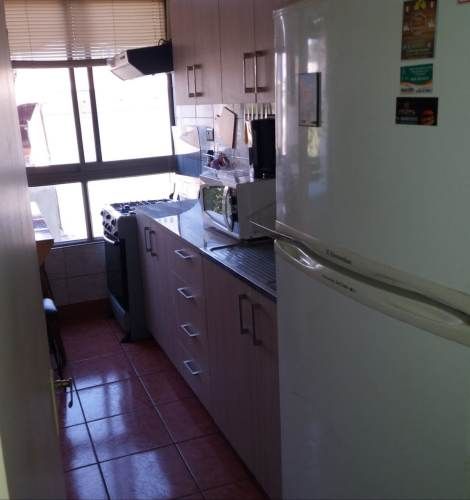 VIÑA DEL MAR. AMPLIO DEPARTAMENTO, CENTRAL. ESTACIONAMIENTO.