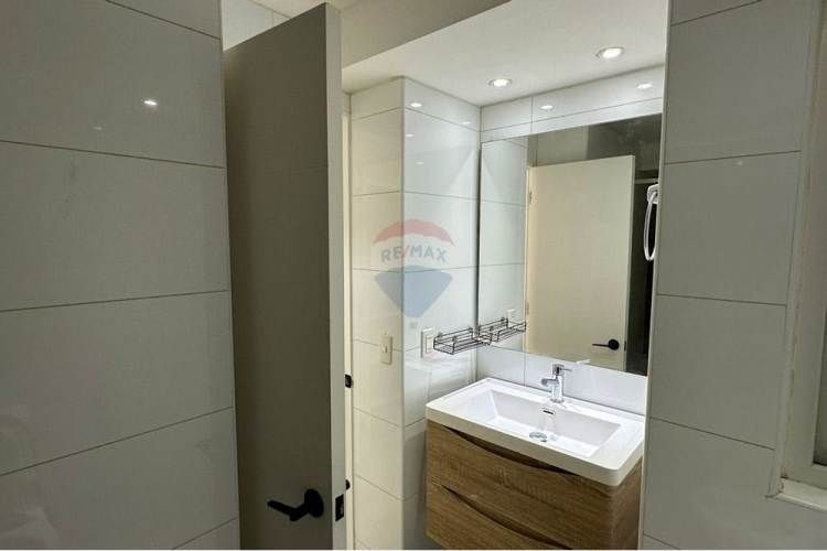 Se arrienda dpto 2d,2b,est y bodega macul